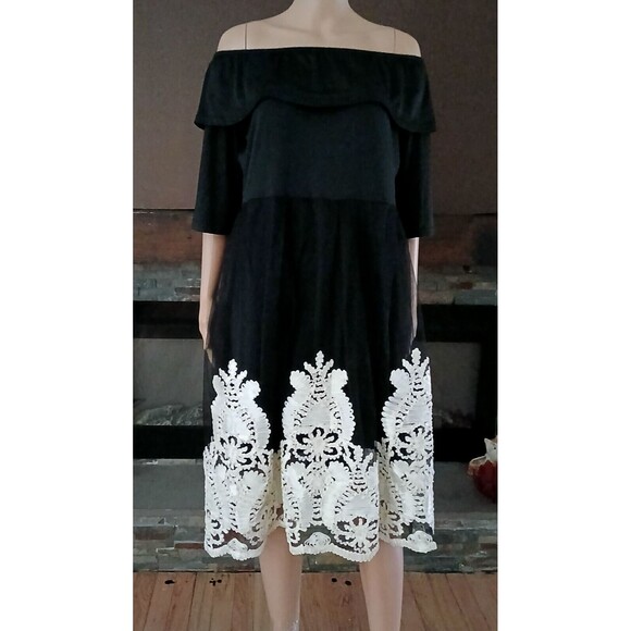 Women's XL Black Cocktail Party Dress Embroidered Damask Pattern Tool Overlay - Picture 2 of 8